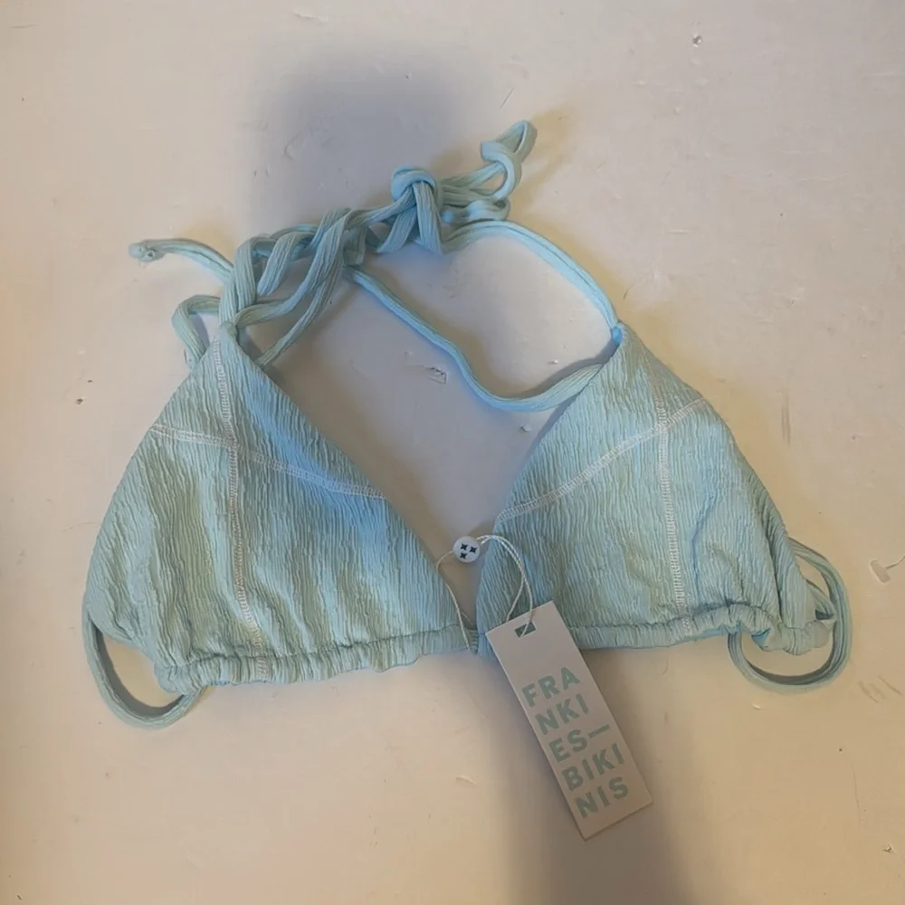 Frankie’s Bikinis top